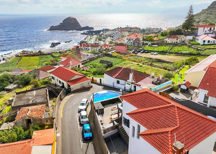 Lighthouse View- Pool Villa